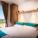 Aminess Planet Maravea Homes 假日公园